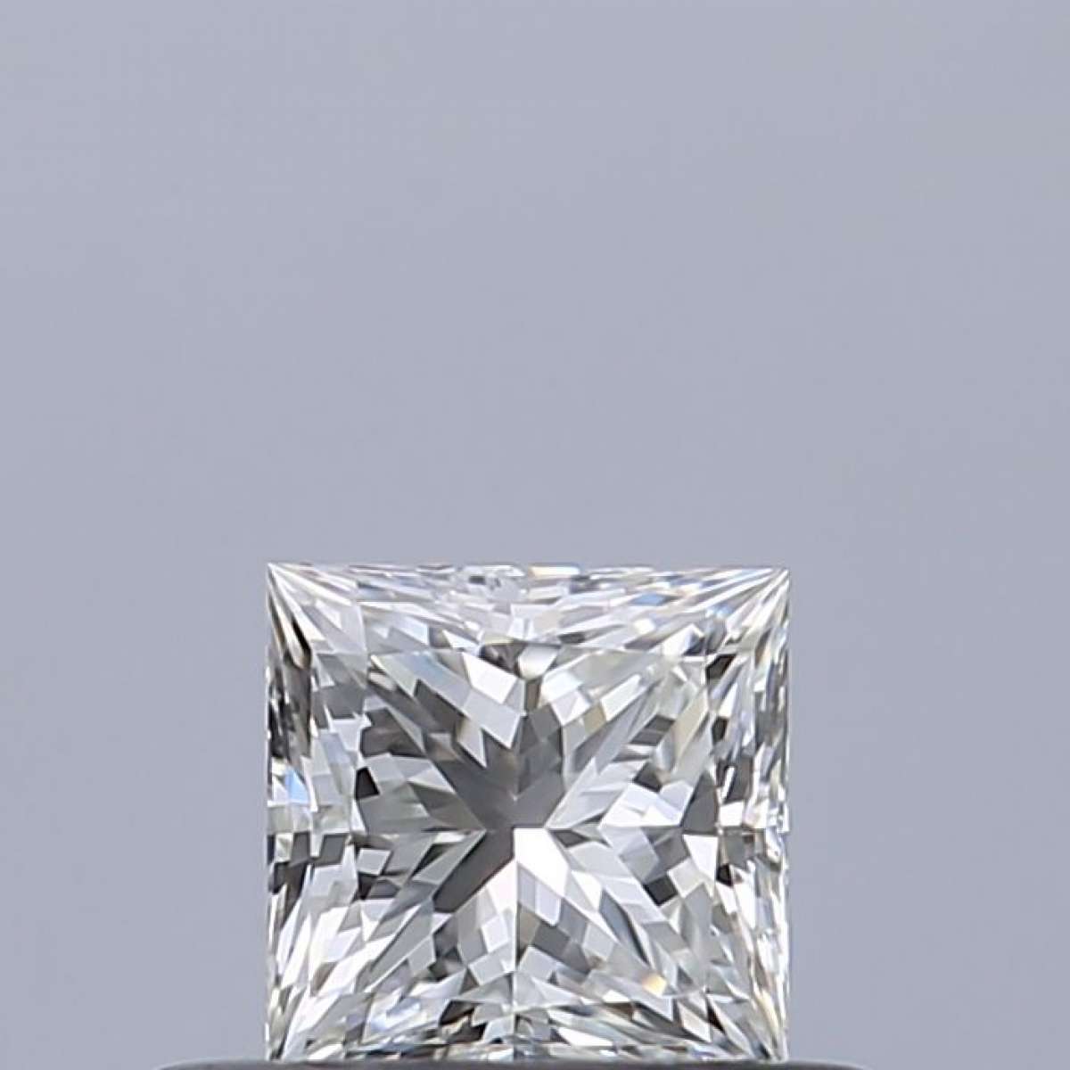 Diamante Certificato GIA Carati 0.35 Colore F Purezza VVS2 - EX VG Fluorescenza NON Brown No Milky No EyeClean 100% Diamante Certificato GIA Carati 0.35 Colore F Purezza VVS2 - EX VG Fluorescenza NON Brown No Milky No EyeClean 100%