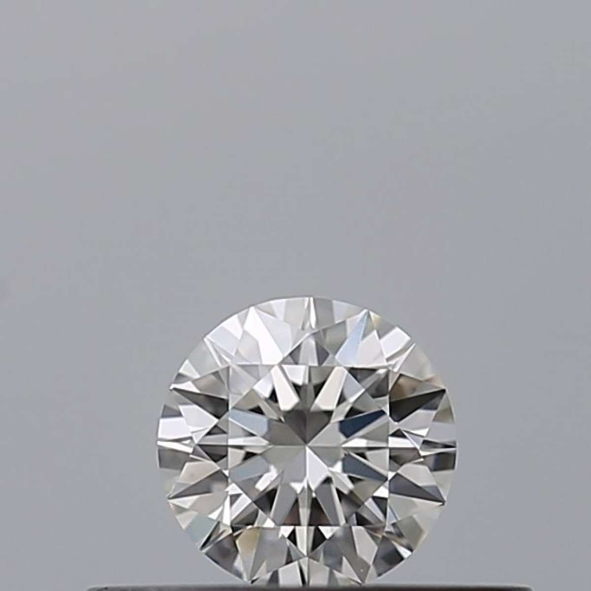 Certified Diamond IGI Carats 0.22 Color E Clarity VVS2  EX  EX  EX Fluorescence NON Brown No Green No Milky No EyeClean 100%