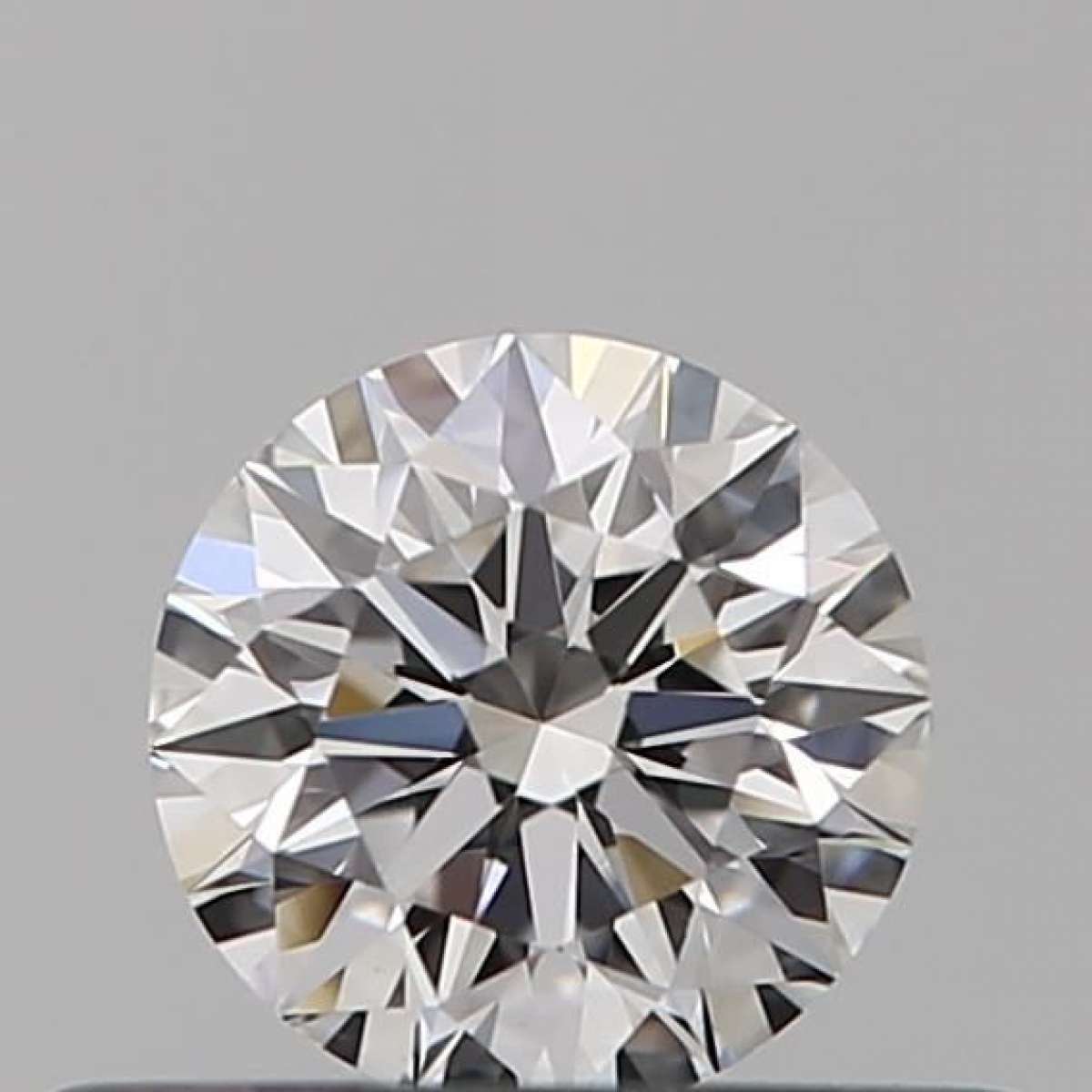 Certified Diamond GIA Carats 0.31 Color E Clarity VS1 EX EX EX Fluorescence NON Brown No Green No Milky No EyeClean 100% Certified Diamond GIA Carats 0.31 Color E Clarity VS1 EX EX EX Fluorescence NON Brown No Green No Milky No EyeClean 100%