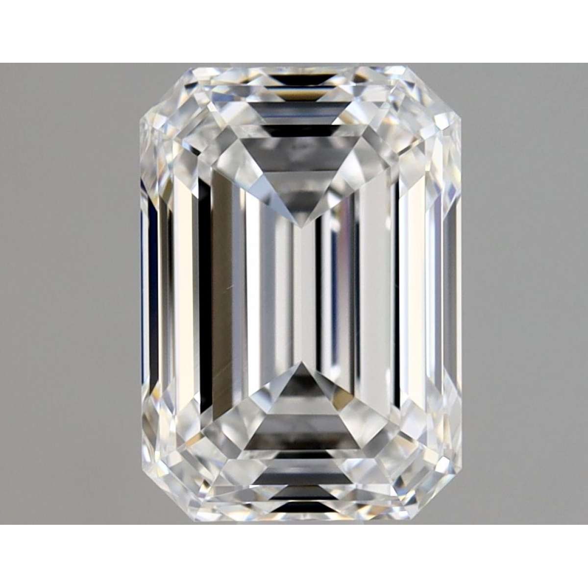 Certified Diamond GIA Carats 1.5 Color E Clarity VS1  -  VG  EX Fluorescence NON Brown No Green No Milky No EyeClean 100%