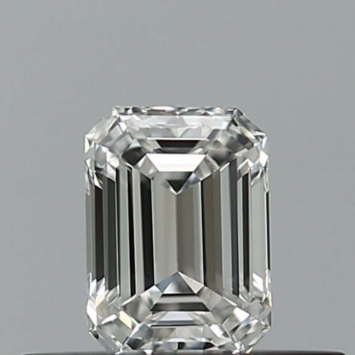 Diamante Certificato GIA Carati 0.33 Colore G Purezza VVS2  -  EX  VG Fluorescenza FNT Brown No Milky No EyeClean 100%