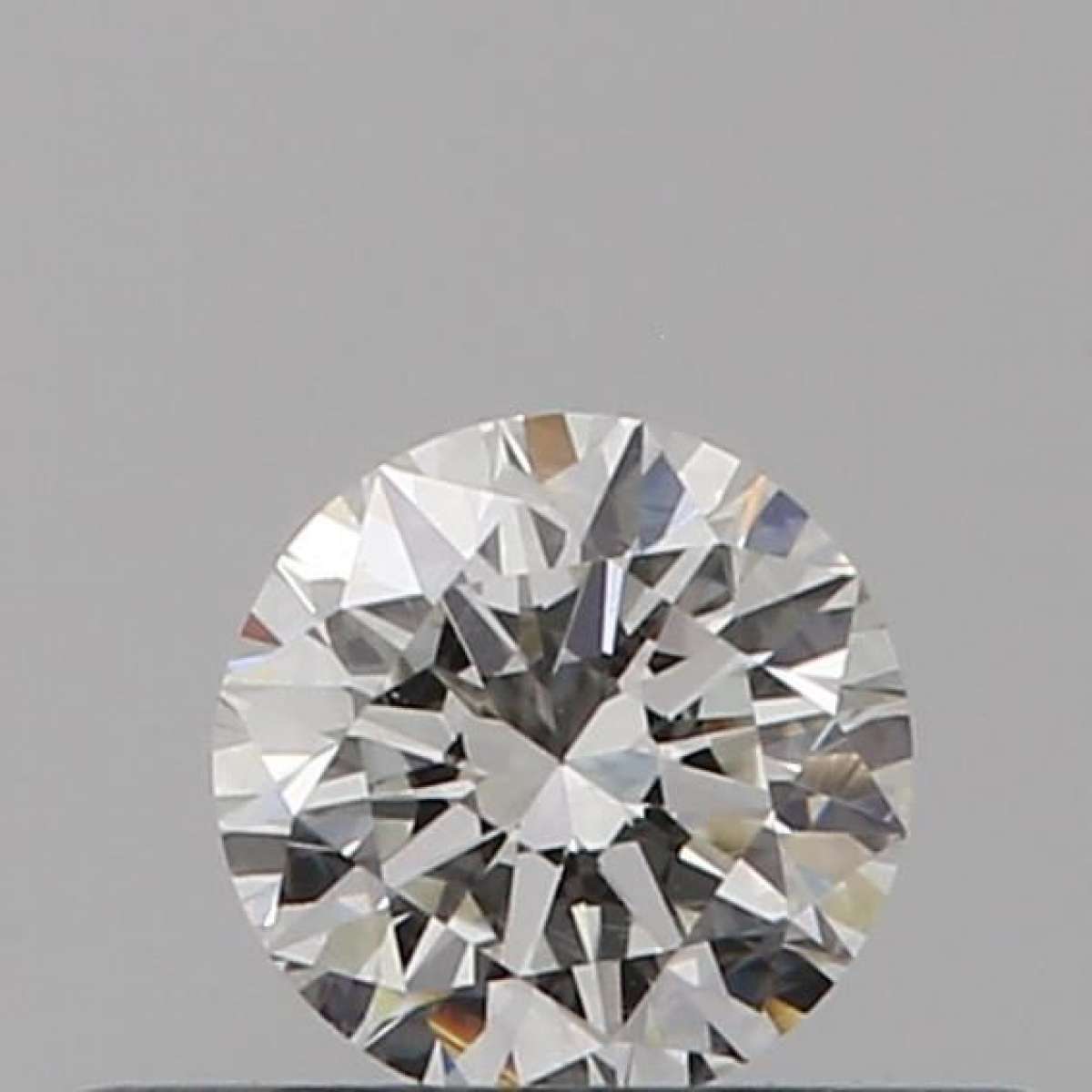 Certified Diamond IGI Carats 0.23 Color G Clarity VS2  EX  EX  EX Fluorescence NON Brown No Green No Milky No EyeClean 100%