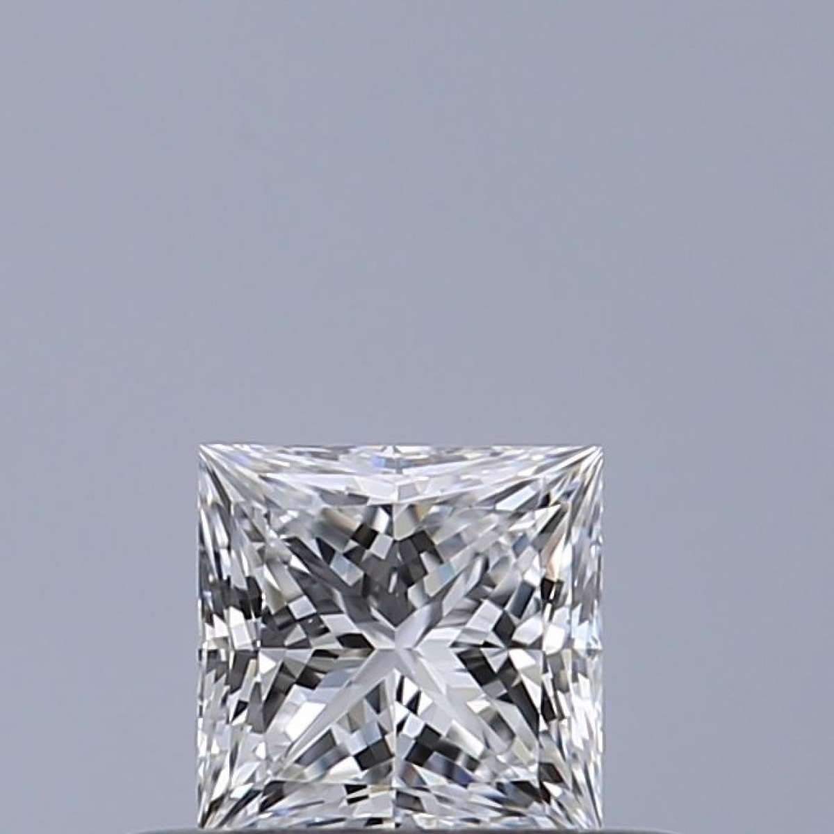 Diamante Certificato GIA Carati 0.31 Colore D Purezza VVS1 - EX VG Fluorescenza NON Brown No Green No Milky No EyeClean 100% Diamante Certificato GIA Carati 0.31 Colore D Purezza VVS1 - EX VG Fluorescenza NON Brown No Green No Milky No EyeClean 100%