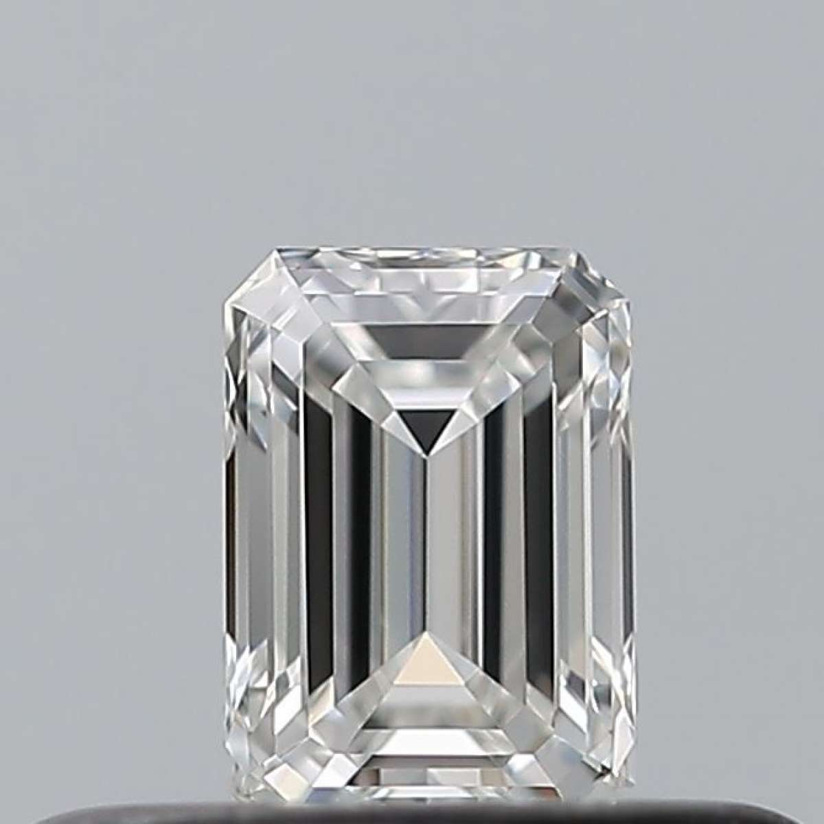 Certified Diamond GIA Carats 0.23 Color F Clarity VVS2 - EX VG Fluorescence FNT Brown No Milky No EyeClean 100% Certified Diamond GIA Carats 0.23 Color F Clarity VVS2 - EX VG Fluorescence FNT Brown No Milky No EyeClean 100%