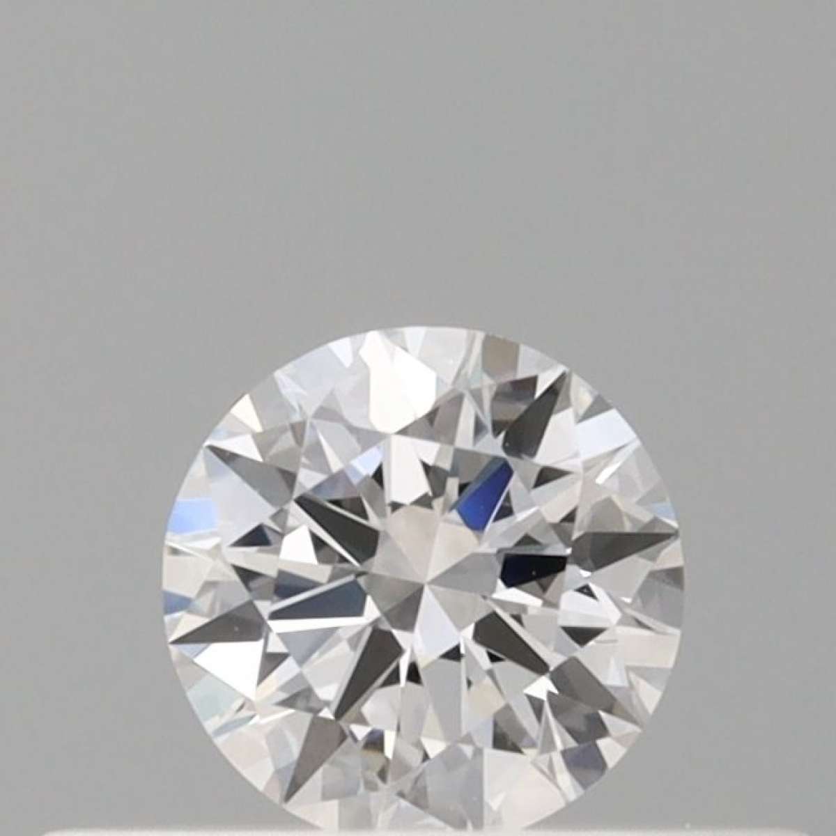 Diamante Certificato GIA Carati 0.23 Colore D Purezza VVS1 EX EX VG Fluorescenza NON Brown No Green No Milky No EyeClean 100% Diamante Certificato GIA Carati 0.23 Colore D Purezza VVS1 EX EX VG Fluorescenza NON Brown No Green No Milky No EyeClean 100%