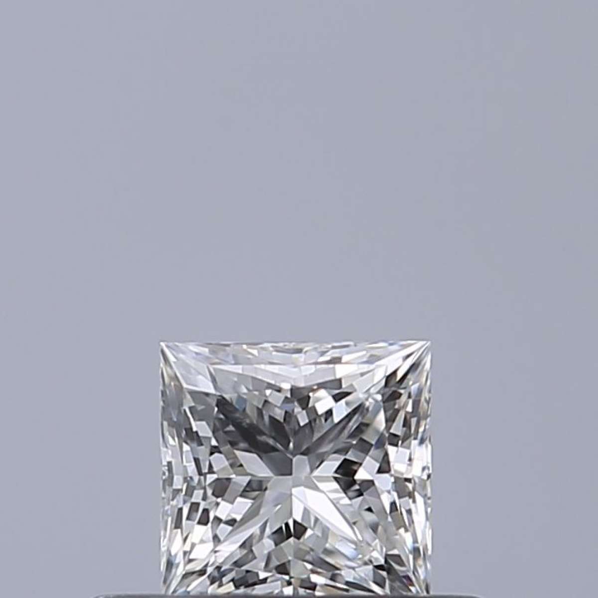 Certified Diamond GIA Carats 0.32 Color E Clarity VVS1 - EX VG Fluorescence NON Brown No Green No Milky No EyeClean 100% Certified Diamond GIA Carats 0.32 Color E Clarity VVS1 - EX VG Fluorescence NON Brown No Green No Milky No EyeClean 100%
