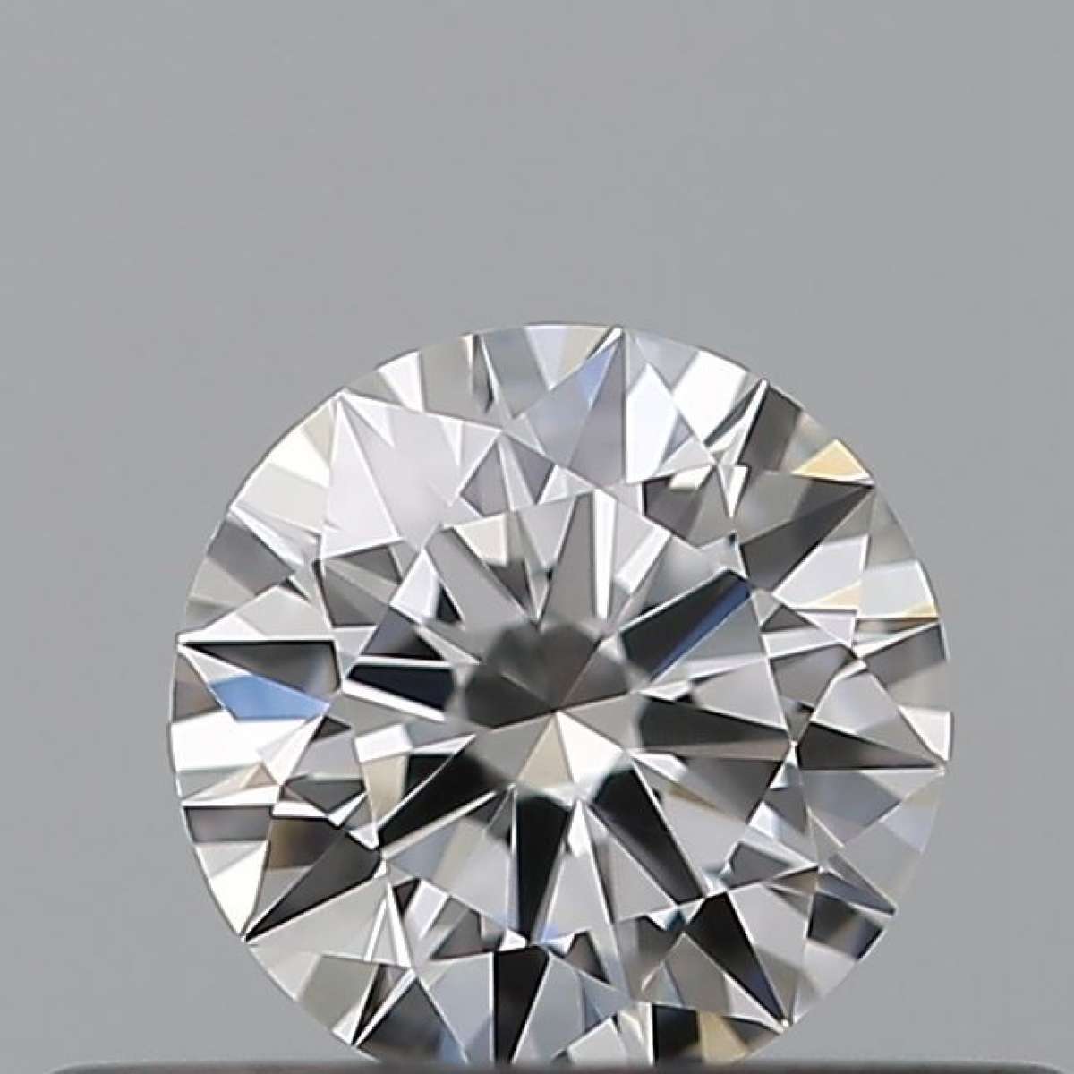 Certified Diamond GIA Carats 0.26 Color E Clarity VVS2 EX EX EX Fluorescence NON Brown No Green No Milky No EyeClean 100% Certified Diamond GIA Carats 0.26 Color E Clarity VVS2 EX EX EX Fluorescence NON Brown No Green No Milky No EyeClean 100%