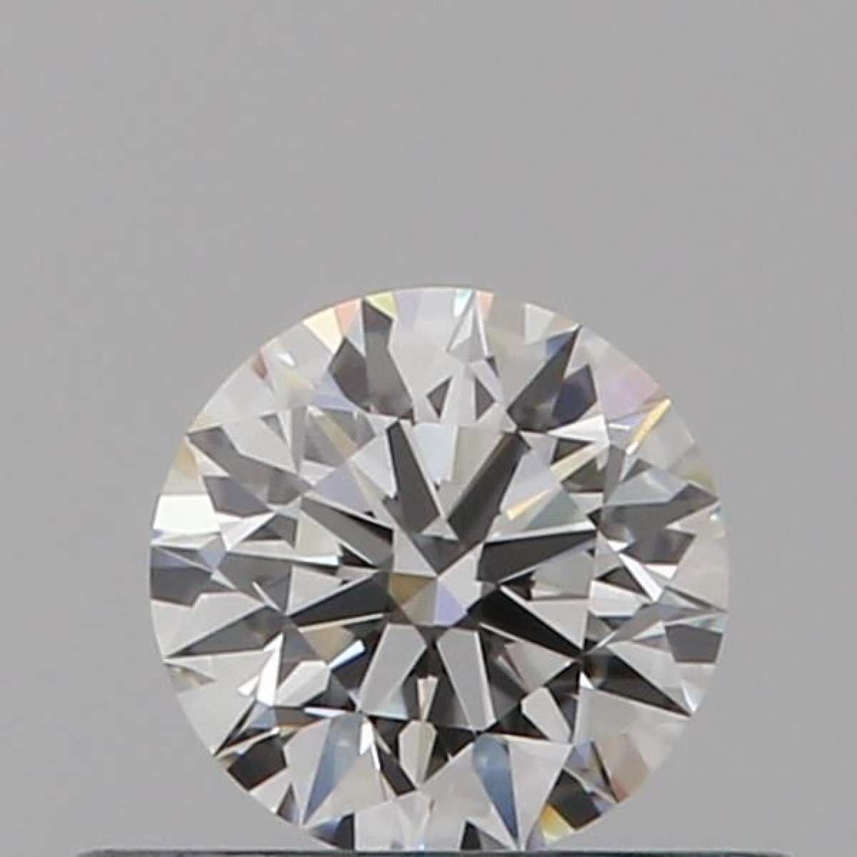 Diamante Certificato GIA Carati 0.31 Colore F Purezza VS1  EX  EX  EX Fluorescenza NON Brown No Green No Milky No EyeClean 100%