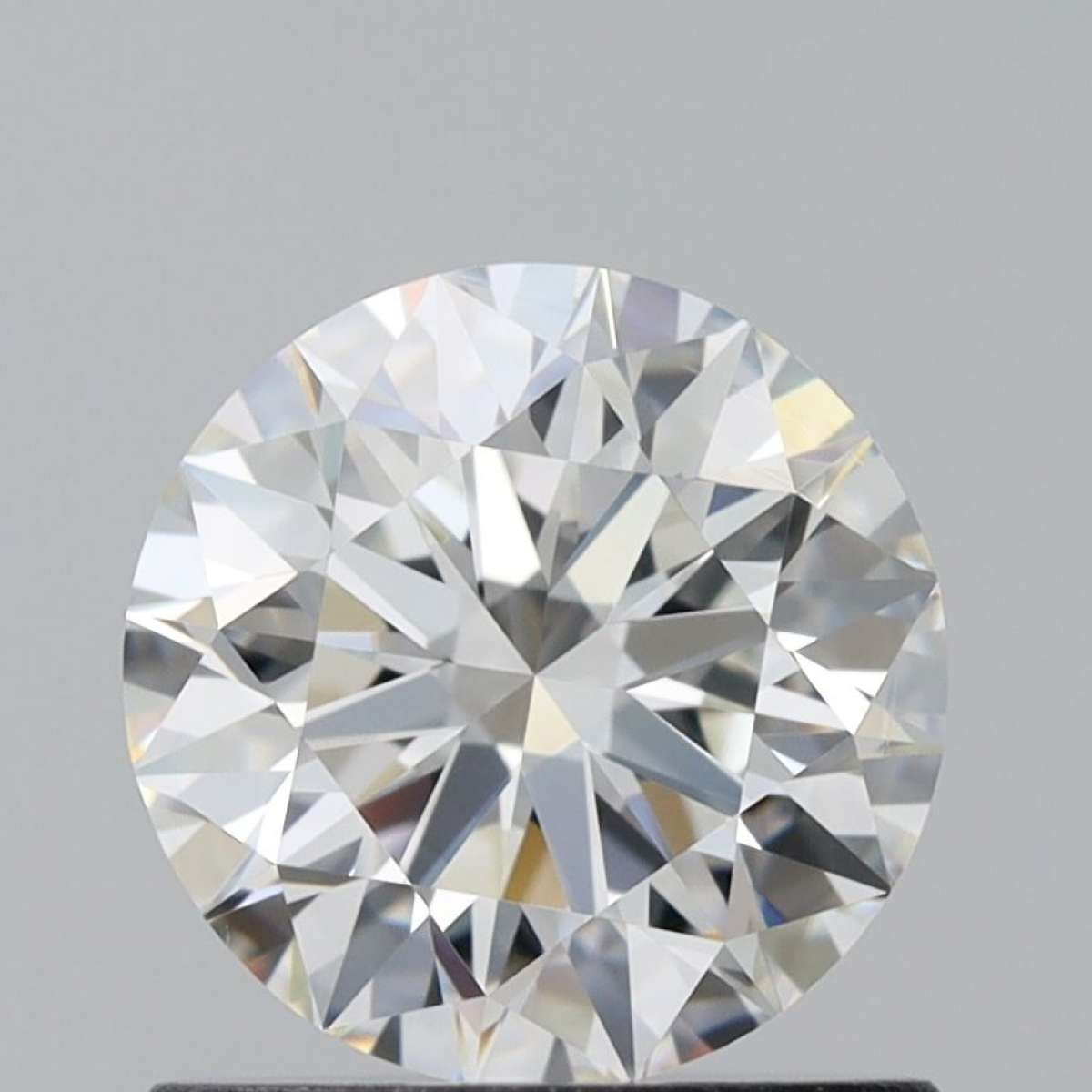 Diamante Certificato GIA Carati 0.9 Colore H Purezza VS1  EX  EX  EX Fluorescenza NON Brown No Green No Milky No EyeClean 100%
