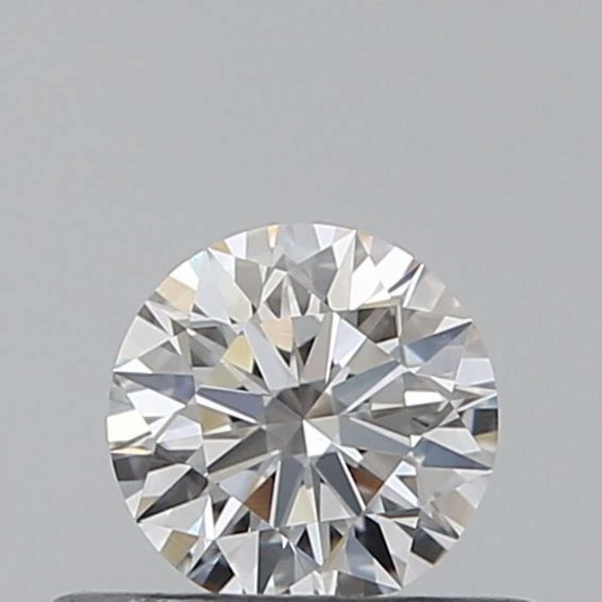 Certified Diamond GIA Carats 0.31 Color E Clarity VVS2 EX EX EX Fluorescence NON Brown No Green No Milky No EyeClean 100% Certified Diamond GIA Carats 0.31 Color E Clarity VVS2 EX EX EX Fluorescence NON Brown No Green No Milky No EyeClean 100%