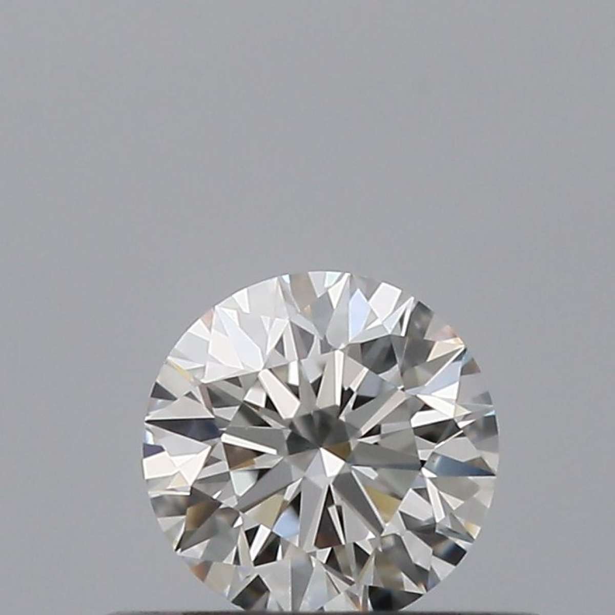 Diamante Certificato GIA Carati 0.31 Colore F Purezza VS1  EX  EX  EX Fluorescenza NON Brown No Milky No EyeClean 100%