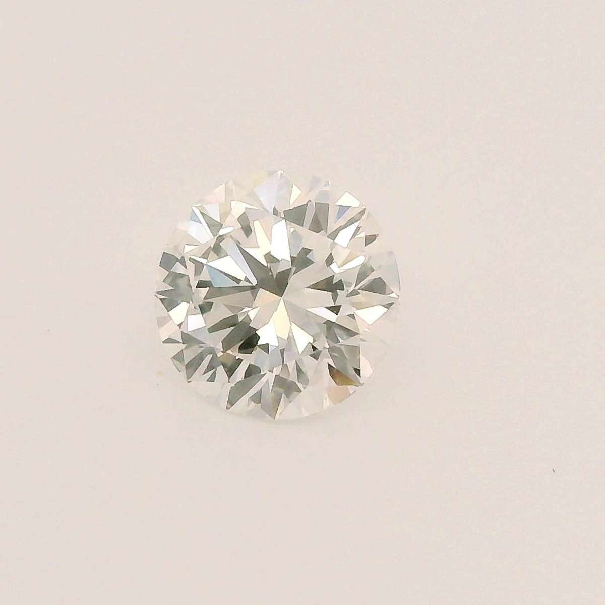 Certified Diamond IGI Carats 1.02 Color G Clarity VVS2 EX EX EX Fluorescence FNT Brown No Green No Milky No EyeClean 100% Certified Diamond IGI Carats 1.02 Color G Clarity VVS2 EX EX EX Fluorescence FNT Brown No Green No Milky No EyeClean 100%