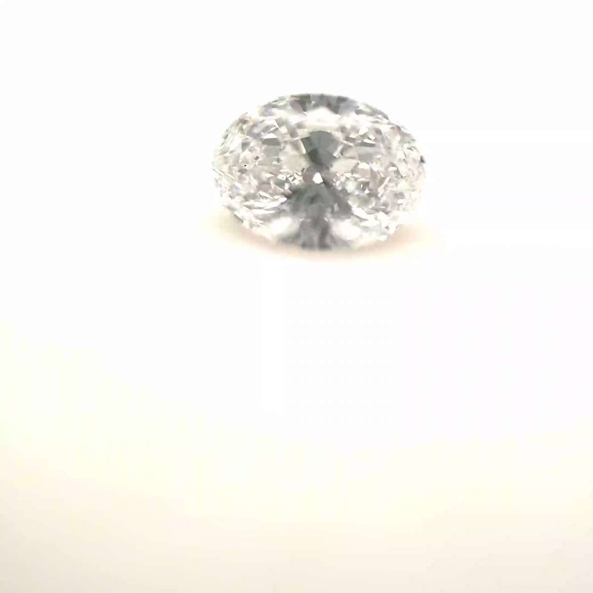 Certified Diamond GIA Carats 0.81 Color D Clarity VS2 - EX EX Fluorescence NON Brown No Green No Milky No EyeClean 100% Certified Diamond GIA Carats 0.81 Color D Clarity VS2 - EX EX Fluorescence NON Brown No Green No Milky No EyeClean 100%