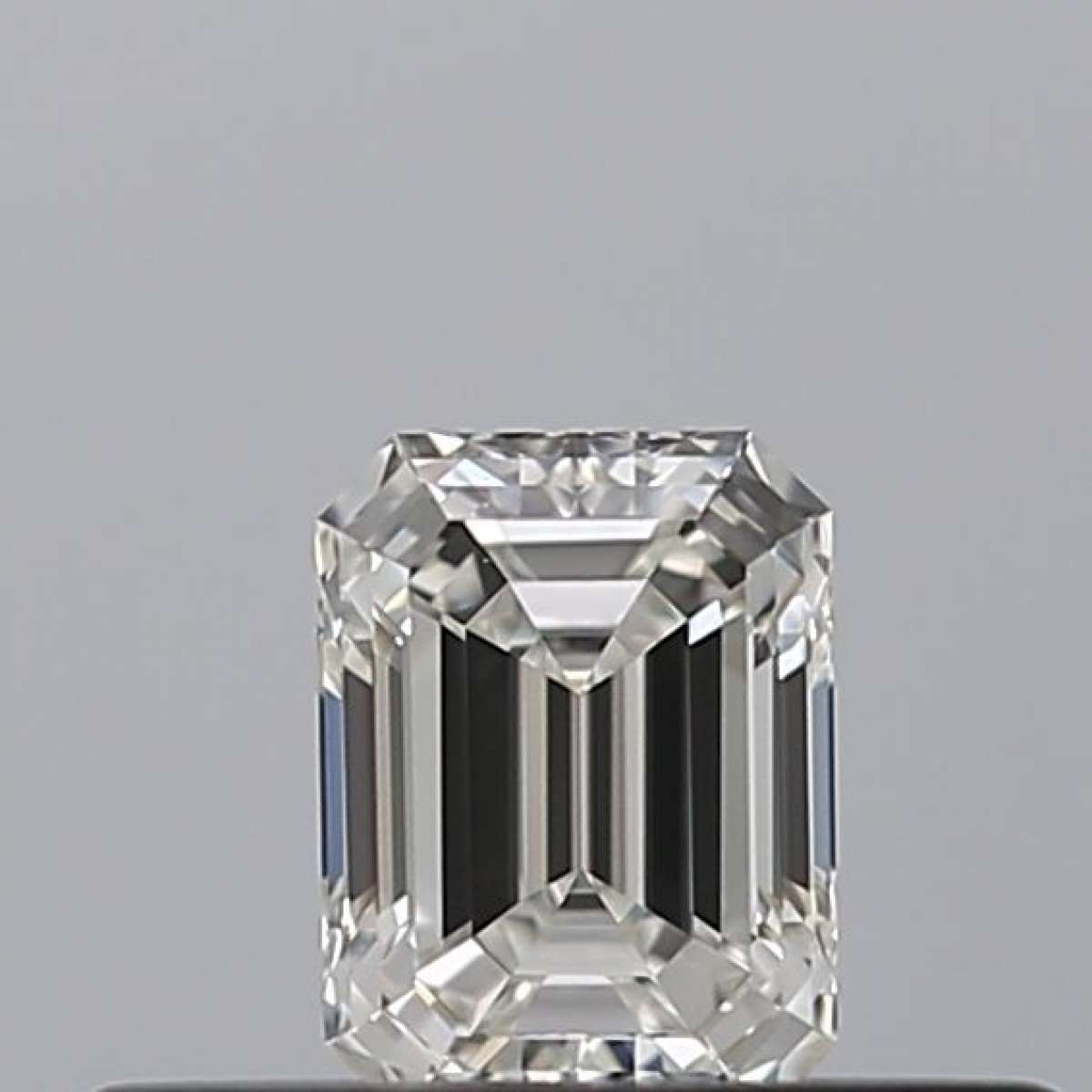 Certified Diamond GIA Carats 0.25 Color G Clarity VS1  -  EX  VG Fluorescence NON Brown No Green No Milky No EyeClean 100%