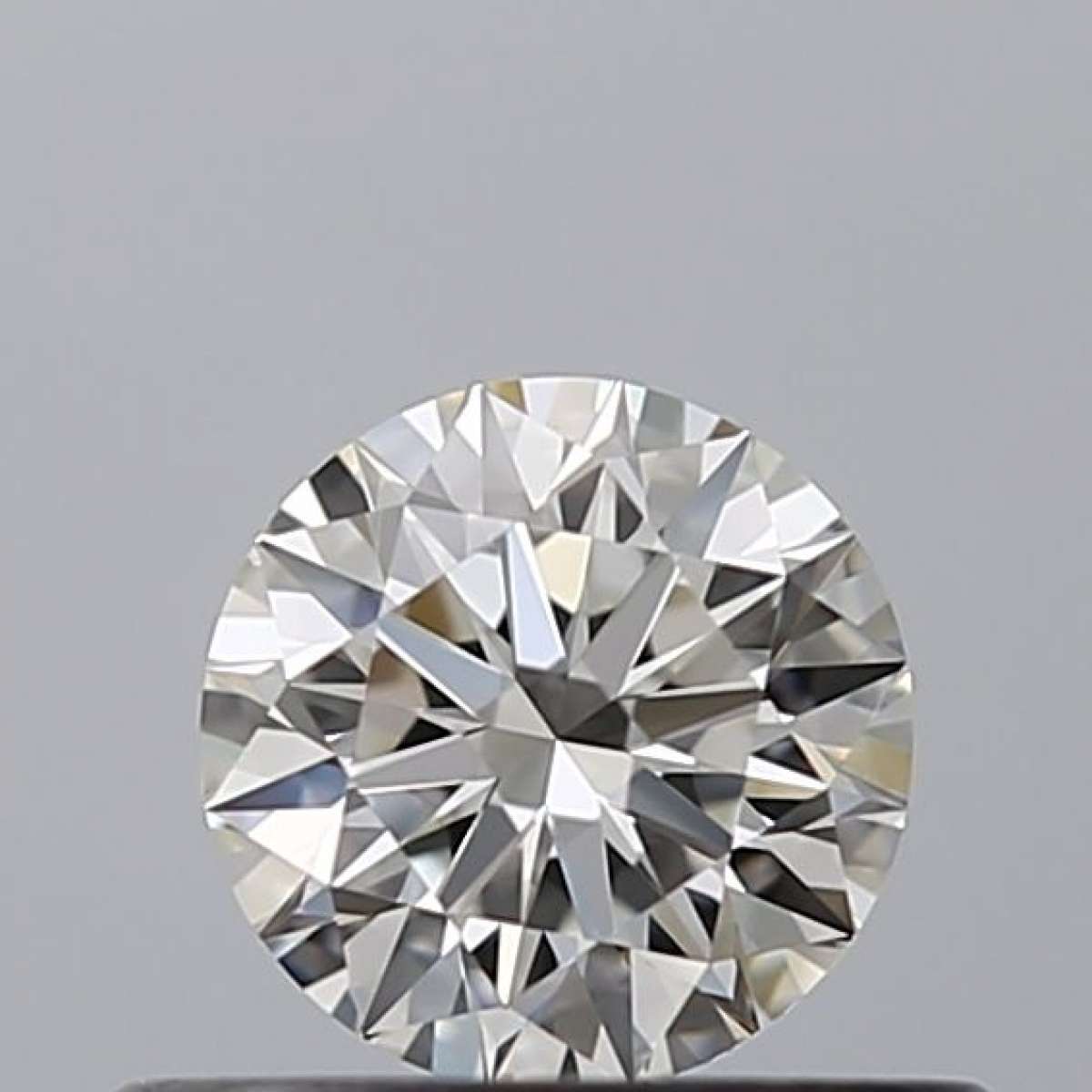 Certified Diamond IGI Carats 0.33 Color F Clarity VVS2  EX  EX  EX Fluorescence NON Brown No Milky No EyeClean 100% Certified Diamond IGI Carats 0.33 Color F Clarity VVS2  EX  EX  EX Fluorescence NON Brown No Milky No EyeClean 100%