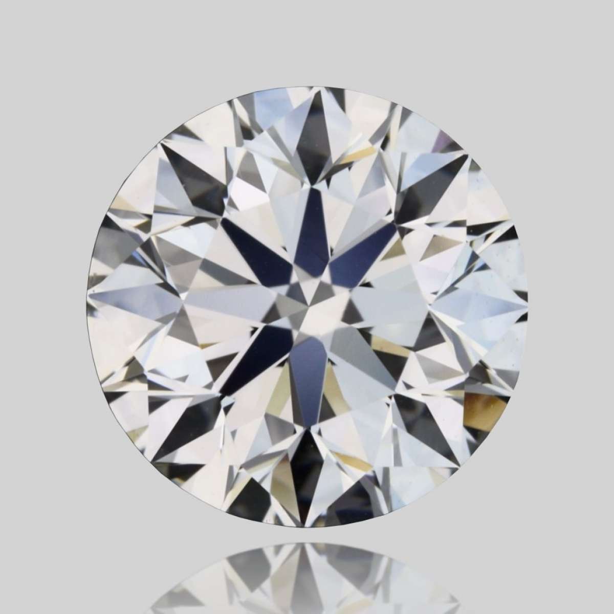Certified Diamond GIA Carats 0.9 Color G Clarity VS1  EX  EX  EX Fluorescence NON Brown No Green No Milky No EyeClean 100%