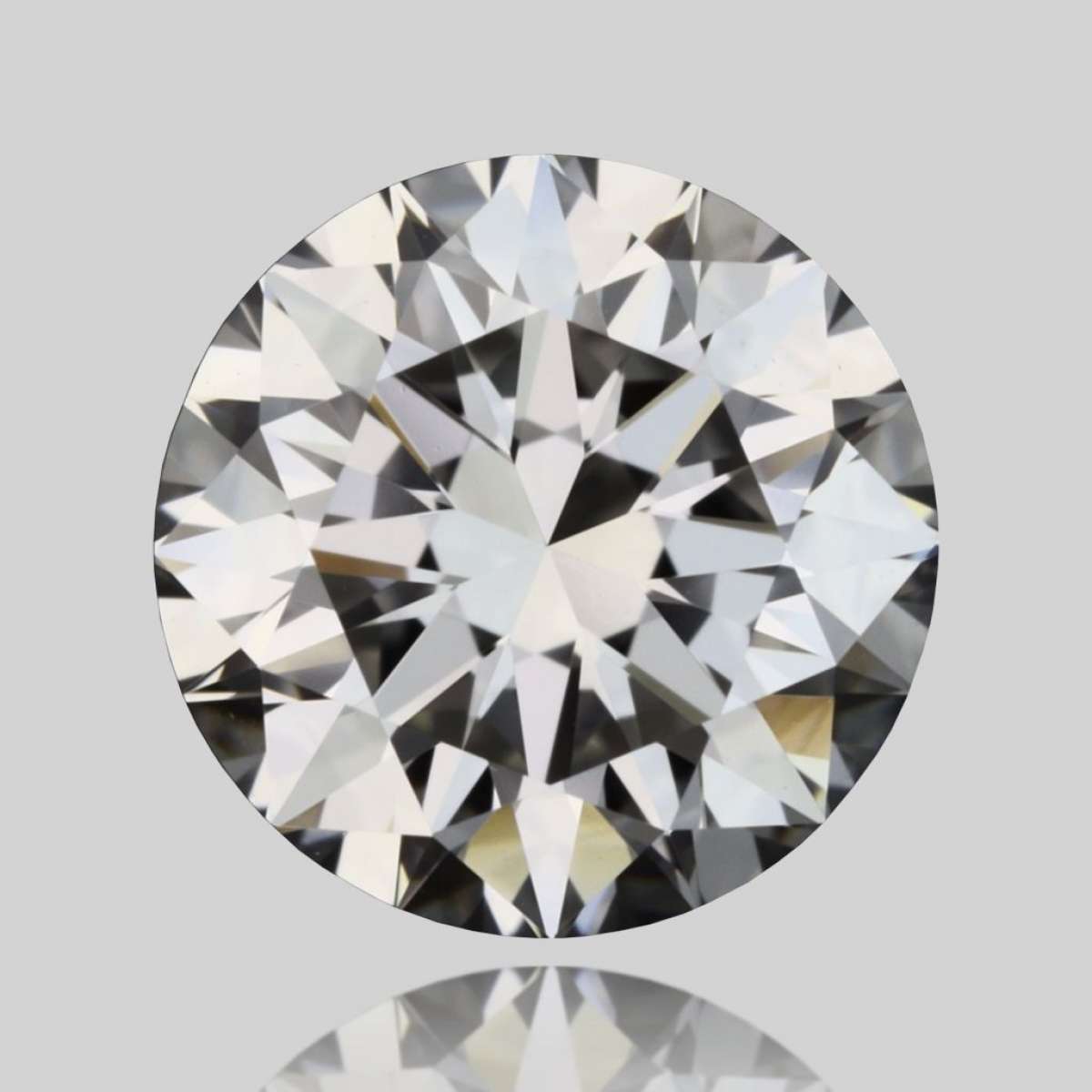 Diamante Certificato IGI Carati 0.7 Colore H Purezza IF  EX  EX  EX Fluorescenza NON Brown No Green No Milky No EyeClean 100%