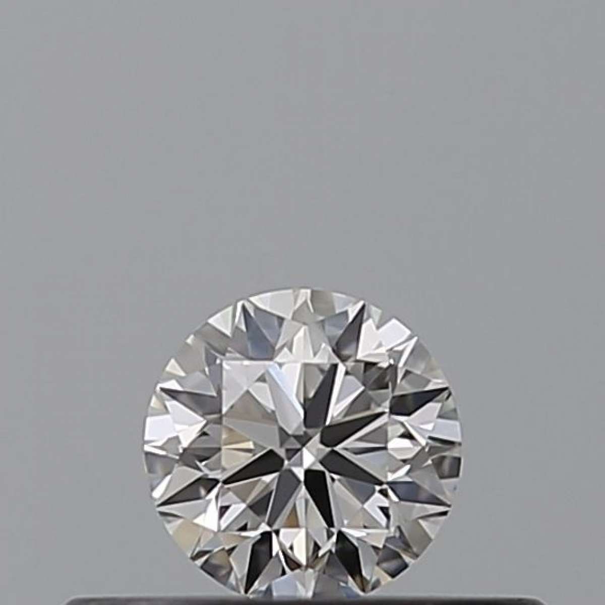 Certified Diamond IGI Carats 0.18 Color E Clarity VVS1  VG  EX  EX Fluorescence NON Brown No Green No Milky No EyeClean 100%