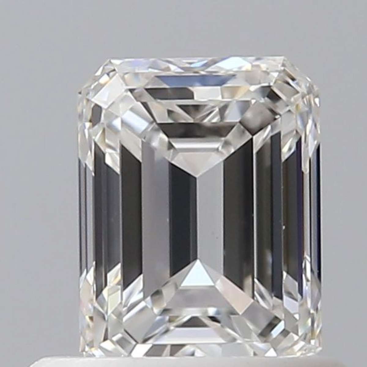 Certified Diamond GIA Carats 0.74 Color E Clarity VVS2 - EX VG Fluorescence NON Brown No Green No Milky No EyeClean 100% Certified Diamond GIA Carats 0.74 Color E Clarity VVS2 - EX VG Fluorescence NON Brown No Green No Milky No EyeClean 100%