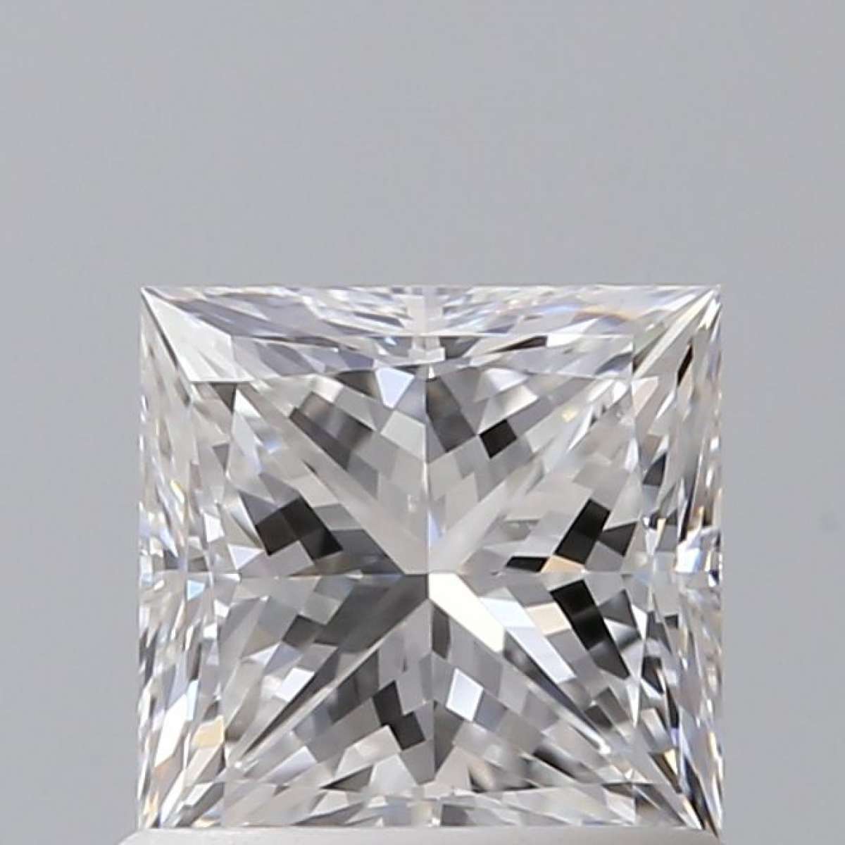 Certified Diamond GIA Carats 1.0 Color D Clarity VS1  -  EX  VG Fluorescence NON Brown No Green No Milky No EyeClean 100%