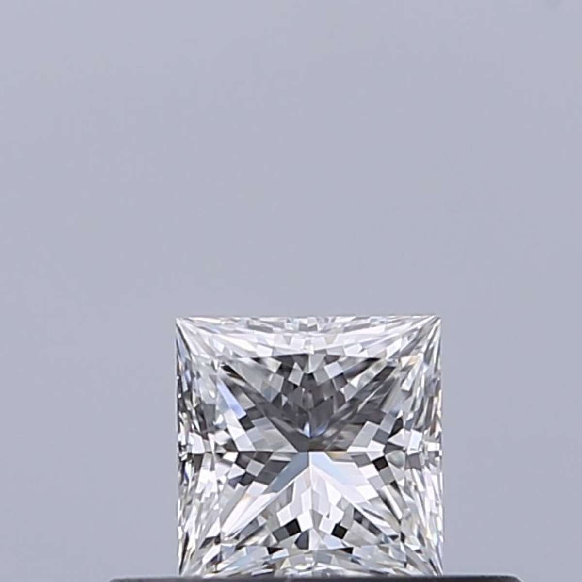 Certified Diamond GIA Carats 0.3 Color E Clarity VS1 - EX VG Fluorescence NON Brown No Green No Milky No EyeClean 100% Certified Diamond GIA Carats 0.3 Color E Clarity VS1 - EX VG Fluorescence NON Brown No Green No Milky No EyeClean 100%