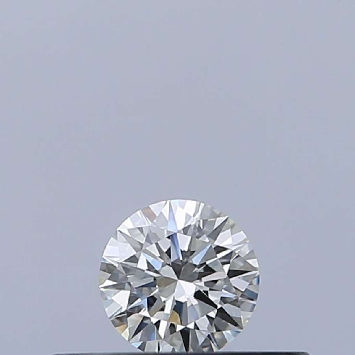 Certified Diamond IGI Carats 0.18 Color G Clarity VVS1  EX  EX  EX Fluorescence NON Brown No Milky No EyeClean 100%