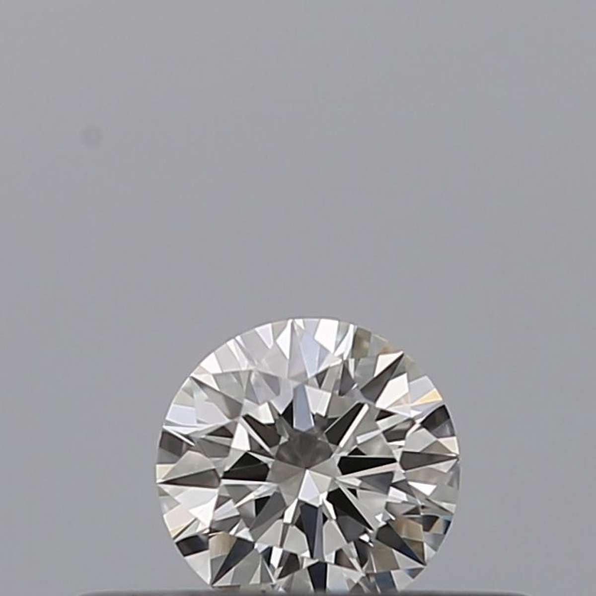 Certified Diamond GIA Carats 0.18 Color G Clarity VVS2  EX  EX  EX Fluorescence NON Brown No Milky No EyeClean 100%