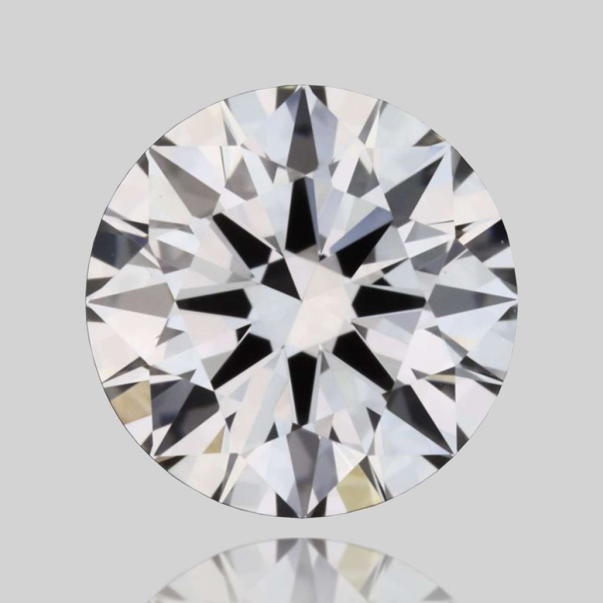 Diamante Certificato GIA Carati 0.32 Colore E Purezza VS1 EX EX EX Fluorescenza NON Brown No Green No Milky No EyeClean 100% Diamante Certificato GIA Carati 0.32 Colore E Purezza VS1 EX EX EX Fluorescenza NON Brown No Green No Milky No EyeClean 100%