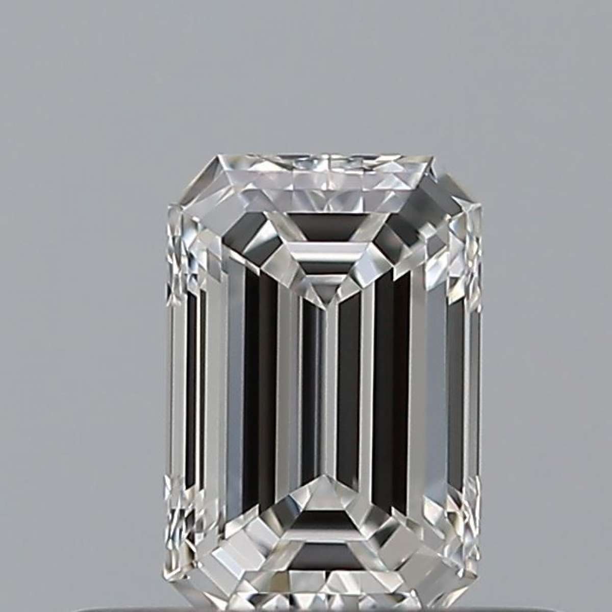 Certified Diamond GIA Carats 0.32 Color F Clarity VVS1 - EX VG Fluorescence NON Brown No Milky No EyeClean 100% Certified Diamond GIA Carats 0.32 Color F Clarity VVS1 - EX VG Fluorescence NON Brown No Milky No EyeClean 100%