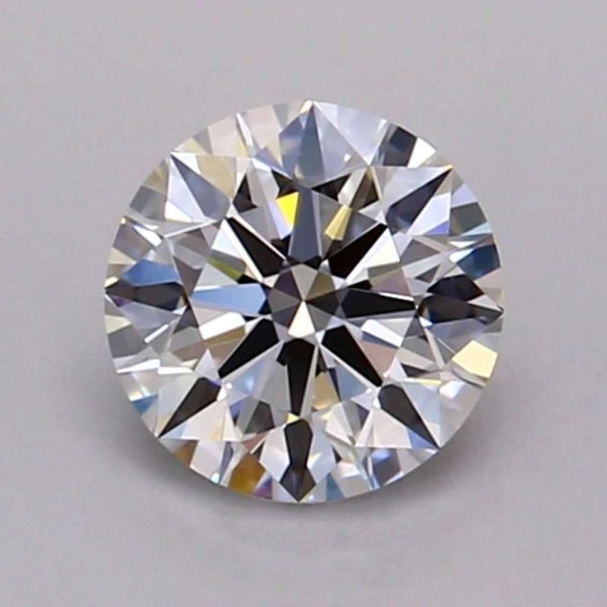 Certified Diamond GIA Carats 0.4 Color D Clarity VVS1 EX EX EX Fluorescence NON Brown No Green No Milky No EyeClean 100% Certified Diamond GIA Carats 0.4 Color D Clarity VVS1 EX EX EX Fluorescence NON Brown No Green No Milky No EyeClean 100%