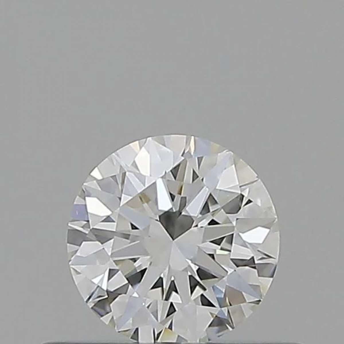 Diamante Certificato GIA Carati 0.4 Colore H Purezza VS1 EX EX EX Fluorescenza NON Brown No Milky No EyeClean 100% Diamante Certificato GIA Carati 0.4 Colore H Purezza VS1 EX EX EX Fluorescenza NON Brown No Milky No EyeClean 100%