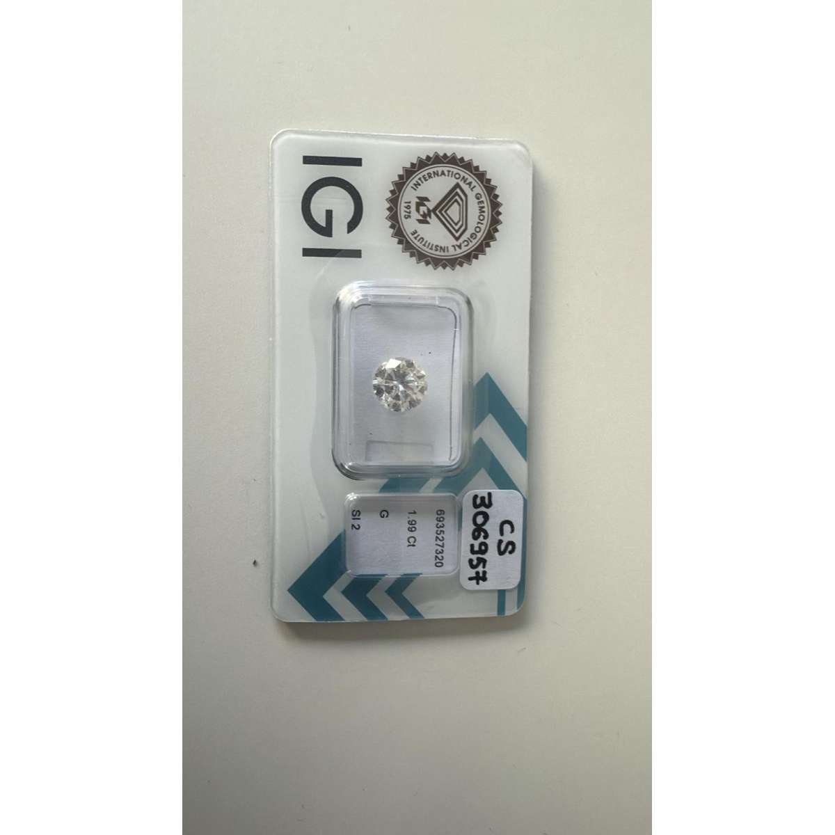 Diamante Certificato IGI Carati 1.99 Colore G Purezza SI2  VG  VG  VG Fluorescenza NON Brown No Green No Milky No EyeClean 100%