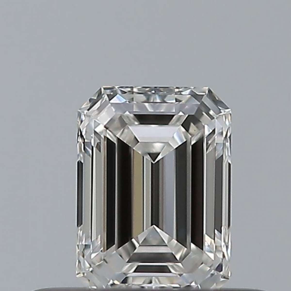 Diamante Certificato GIA Carati 0.31 Colore F Purezza IF  -  EX  EX Fluorescenza NON Brown No Milky No EyeClean 100%