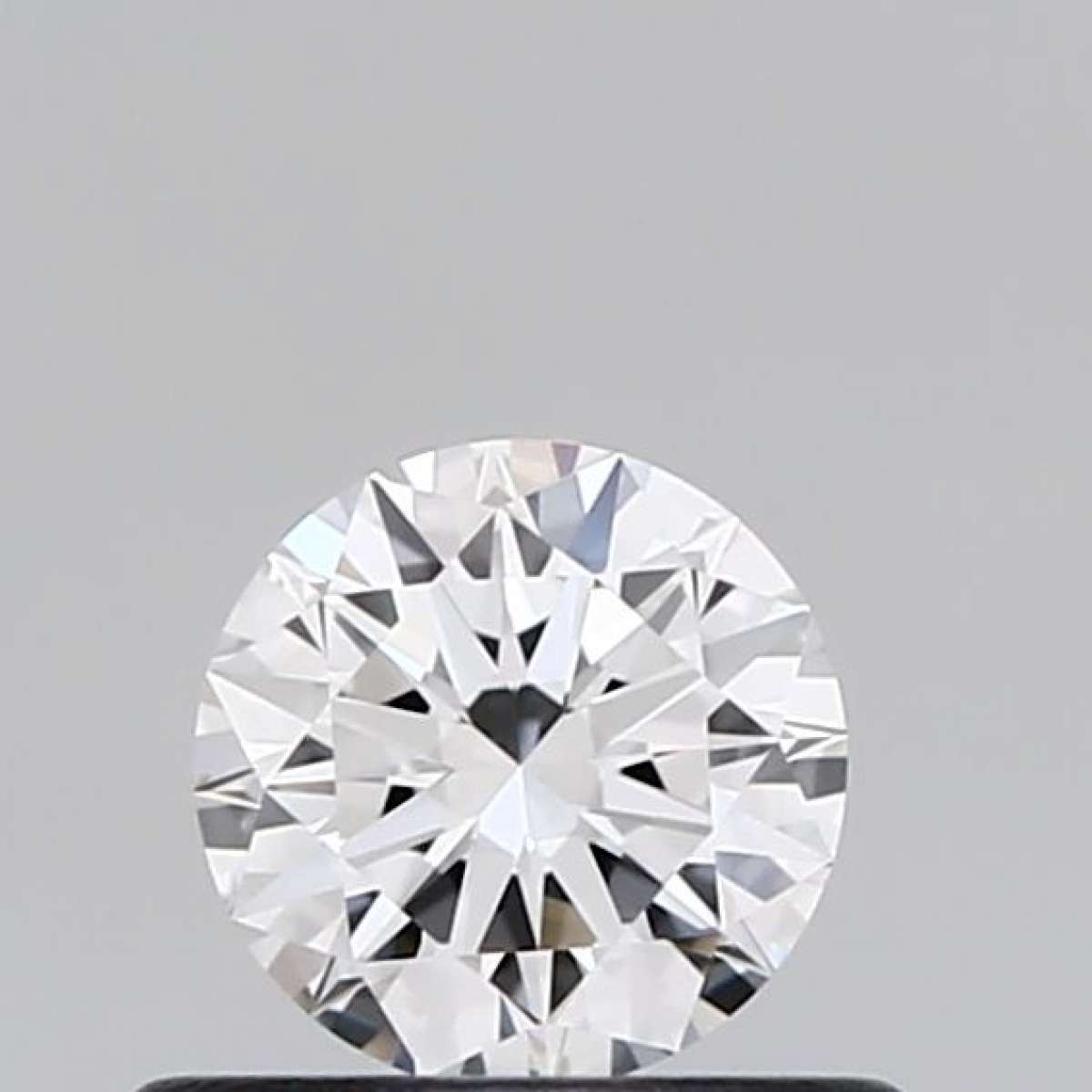 Diamante Certificato GIA Carati 0.39 Colore D Purezza FL  EX  EX  EX Fluorescenza NON Brown No Green No Milky No EyeClean 100%