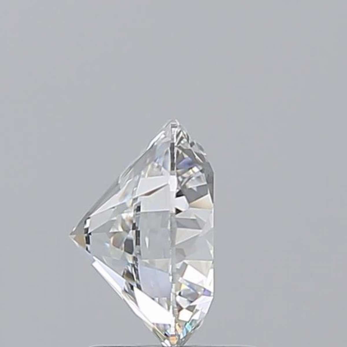Diamante Certificato GIA Carati 1.52 Colore E Purezza VS2 EX EX EX Fluorescenza NON Brown No Green No Milky No EyeClean 100% Diamante Certificato GIA Carati 1.52 Colore E Purezza VS2 EX EX EX Fluorescenza NON Brown No Green No Milky No EyeClean 100%