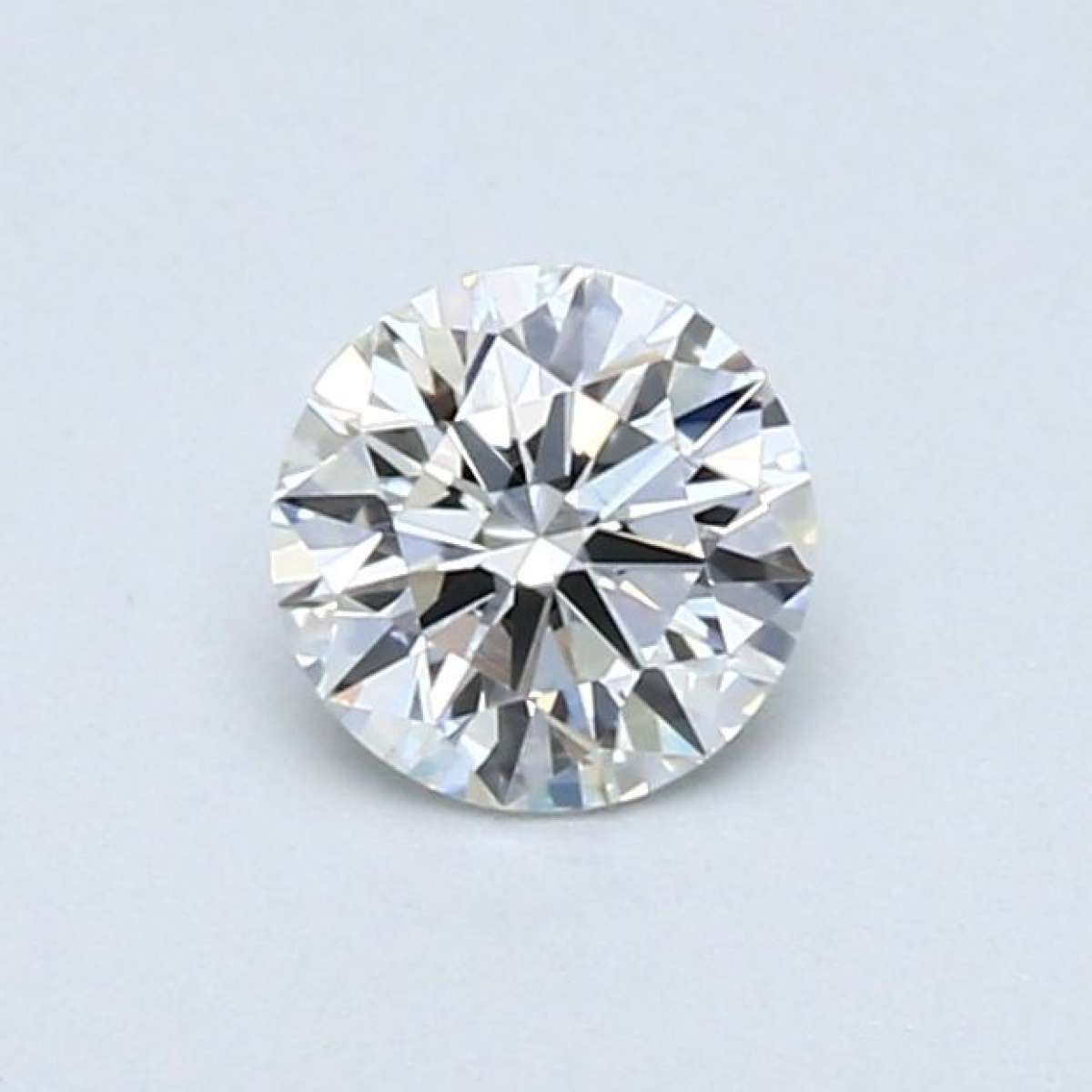 Diamante Certificato GIA Carati 0.43 Colore F Purezza VVS2 EX VG VG Fluorescenza MED Brown No Green No Milky No EyeClean 100% Diamante Certificato GIA Carati 0.43 Colore F Purezza VVS2 EX VG VG Fluorescenza MED Brown No Green No Milky No EyeClean 100%