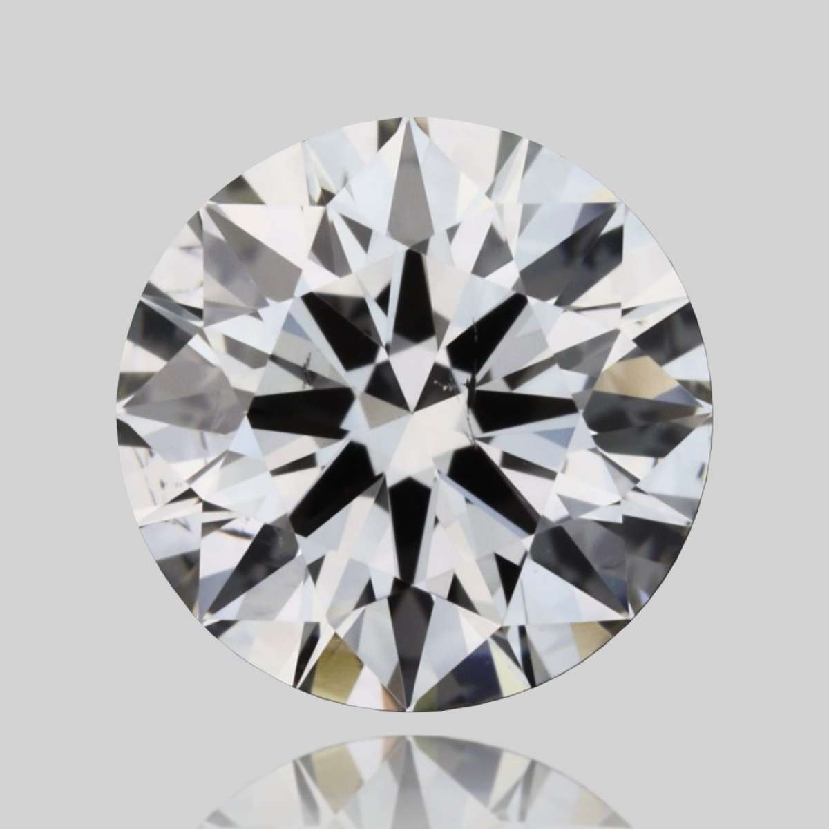 Diamante Certificato IGI Carati 0.5 Colore H Purezza SI1 EX EX EX Fluorescenza NON Brown No Green No Milky No EyeClean 100% Diamante Certificato IGI Carati 0.5 Colore H Purezza SI1 EX EX EX Fluorescenza NON Brown No Green No Milky No EyeClean 100%