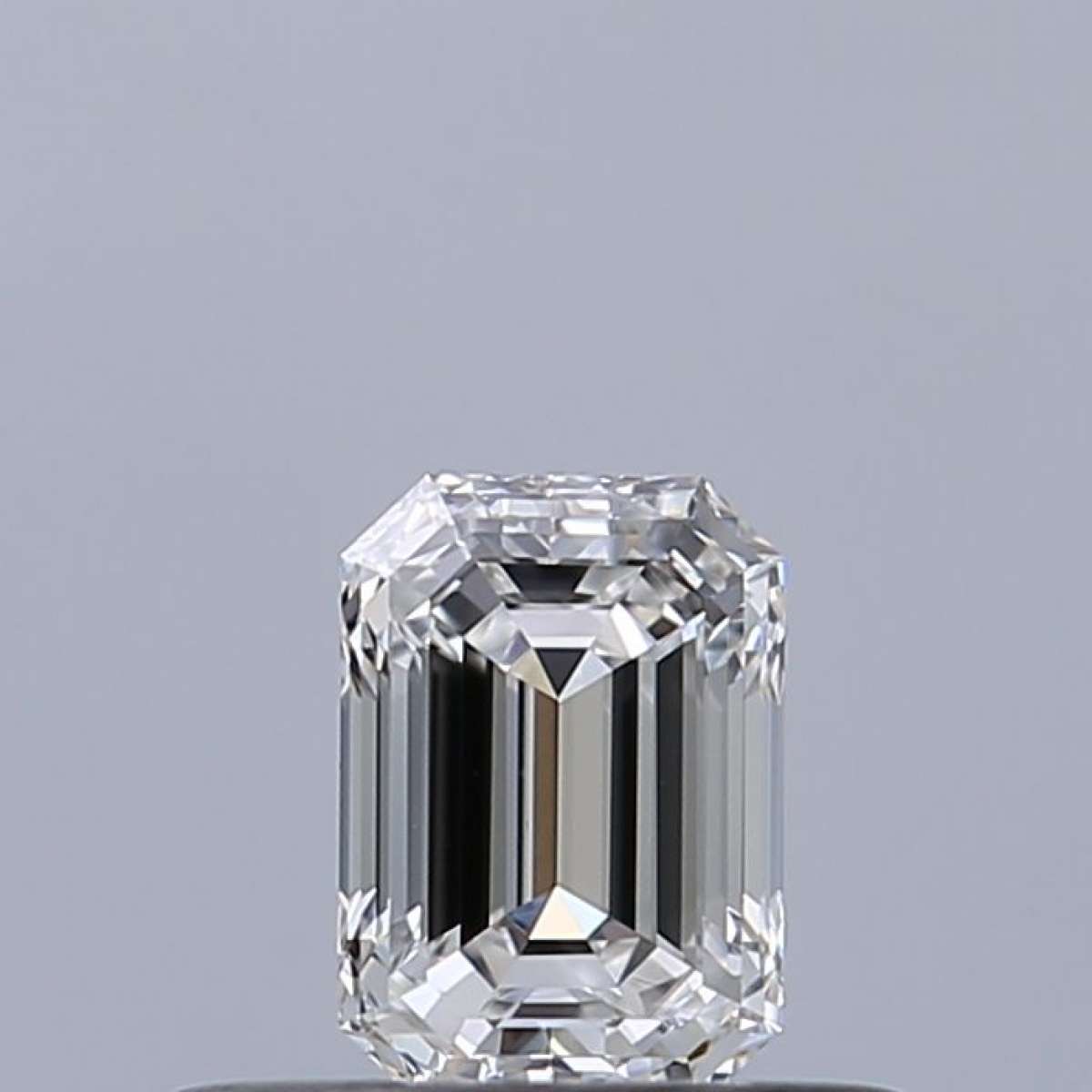 Diamante Certificato GIA Carati 0.3 Colore D Purezza VVS1  -  VG  VG Fluorescenza NON Brown No Green No Milky No EyeClean 100%