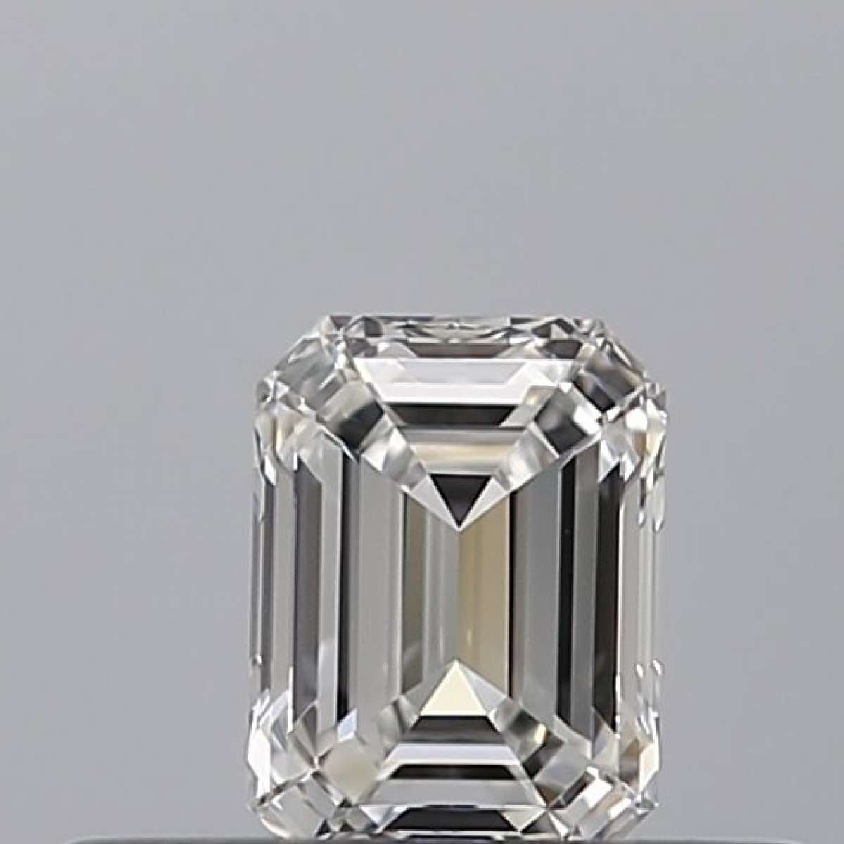 Certified Diamond GIA Carats 0.3 Color E Clarity VVS1 - EX VG Fluorescence FNT Brown No Green No Milky No EyeClean 100% Certified Diamond GIA Carats 0.3 Color E Clarity VVS1 - EX VG Fluorescence FNT Brown No Green No Milky No EyeClean 100%