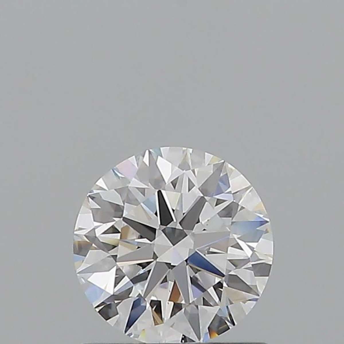 Certified Diamond GIA Carats 0.9 Color D Clarity VS2 EX EX EX Fluorescence NON Brown No Green No Milky No EyeClean 100% Certified Diamond GIA Carats 0.9 Color D Clarity VS2 EX EX EX Fluorescence NON Brown No Green No Milky No EyeClean 100%