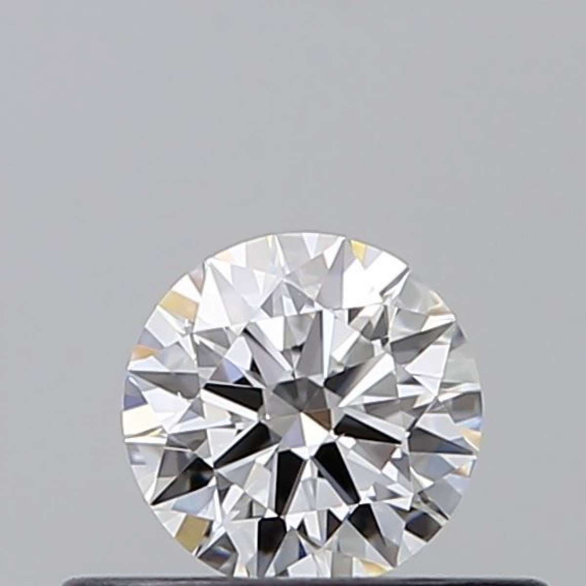 Certified Diamond GIA Carats 0.3 Color D Clarity VS2 EX EX EX Fluorescence NON Brown No Green No Milky No EyeClean 100% Certified Diamond GIA Carats 0.3 Color D Clarity VS2 EX EX EX Fluorescence NON Brown No Green No Milky No EyeClean 100%