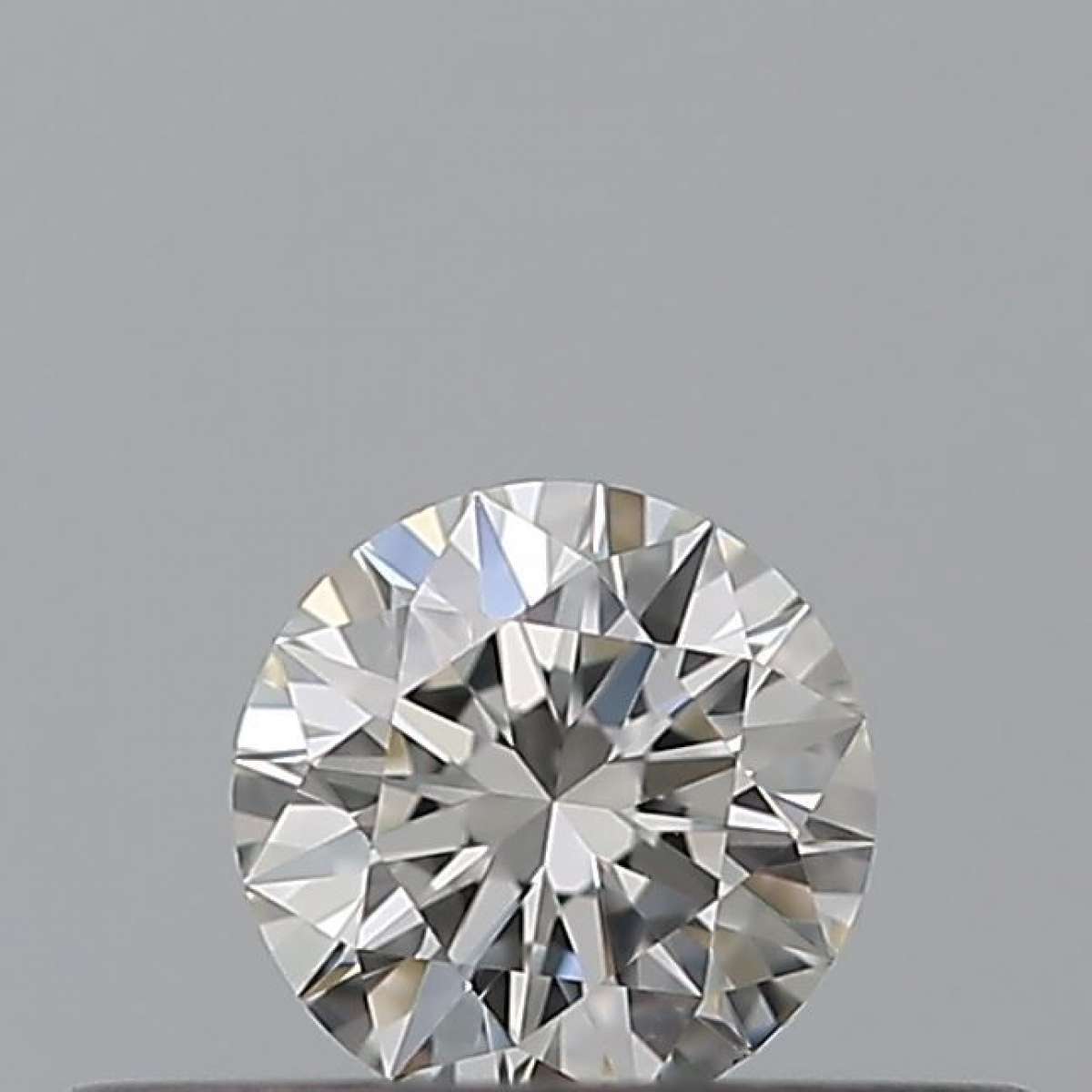 Certified Diamond IGI Carats 0.18 Color G Clarity VVS1  EX  EX  EX Fluorescence NON Brown No Milky No EyeClean 100%