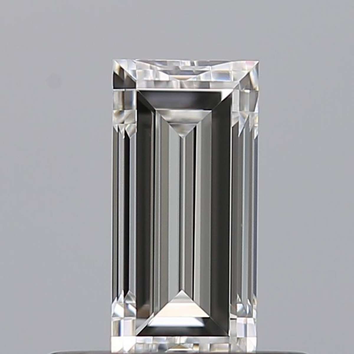 Certified Diamond GIA Carats 0.44 Color E Clarity VVS2 - EX EX Fluorescence NON Brown No Green No Milky No EyeClean 100% Certified Diamond GIA Carats 0.44 Color E Clarity VVS2 - EX EX Fluorescence NON Brown No Green No Milky No EyeClean 100%