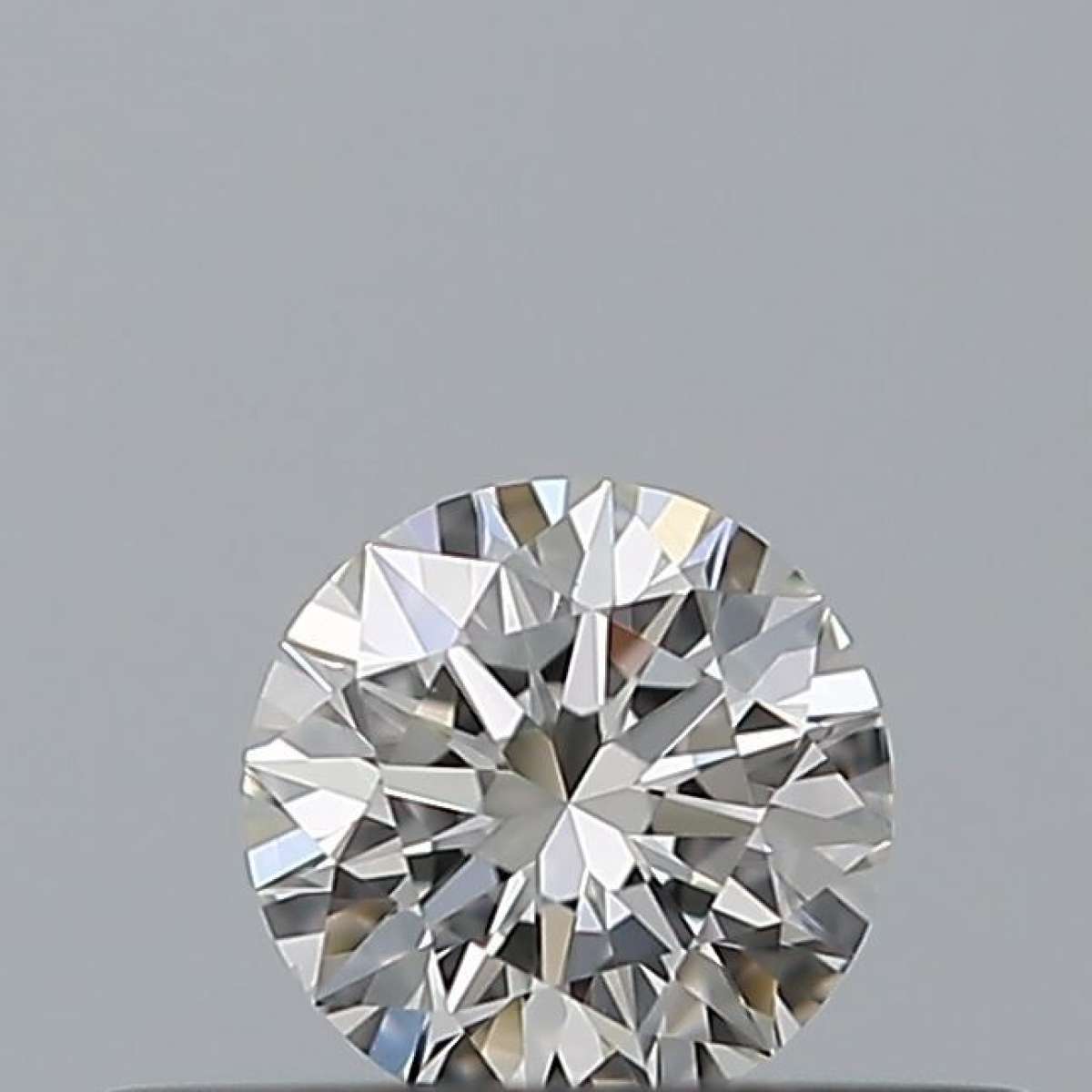 Diamante Certificato GIA Carati 0.2 Colore H Purezza VS1 EX EX EX Fluorescenza FNT Brown No Milky No EyeClean 100% Diamante Certificato GIA Carati 0.2 Colore H Purezza VS1 EX EX EX Fluorescenza FNT Brown No Milky No EyeClean 100%