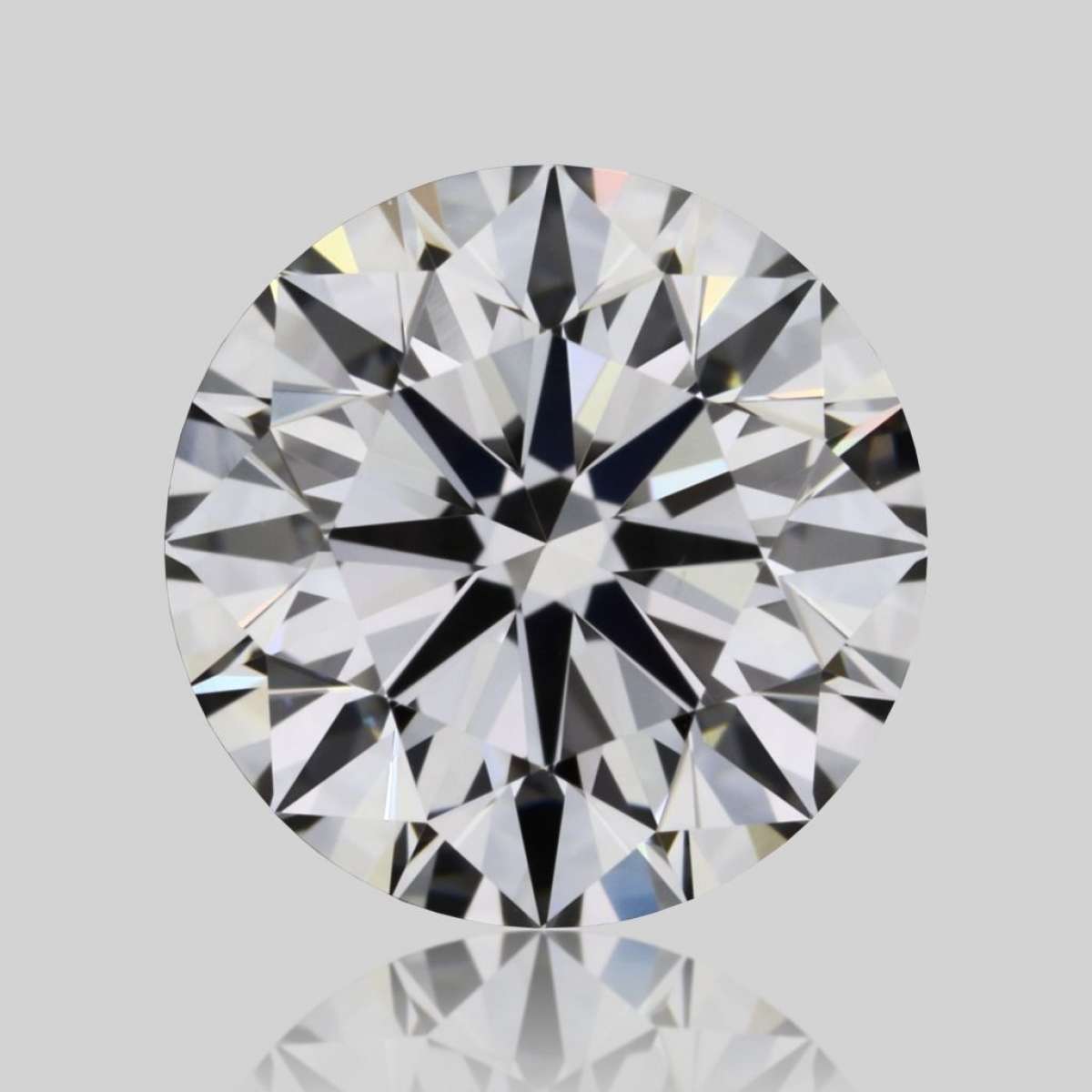 Certified Diamond GIA Carats 0.85 Color E Clarity VS1 EX EX EX Fluorescence NON Brown No Green No Milky No EyeClean 100% Certified Diamond GIA Carats 0.85 Color E Clarity VS1 EX EX EX Fluorescence NON Brown No Green No Milky No EyeClean 100%
