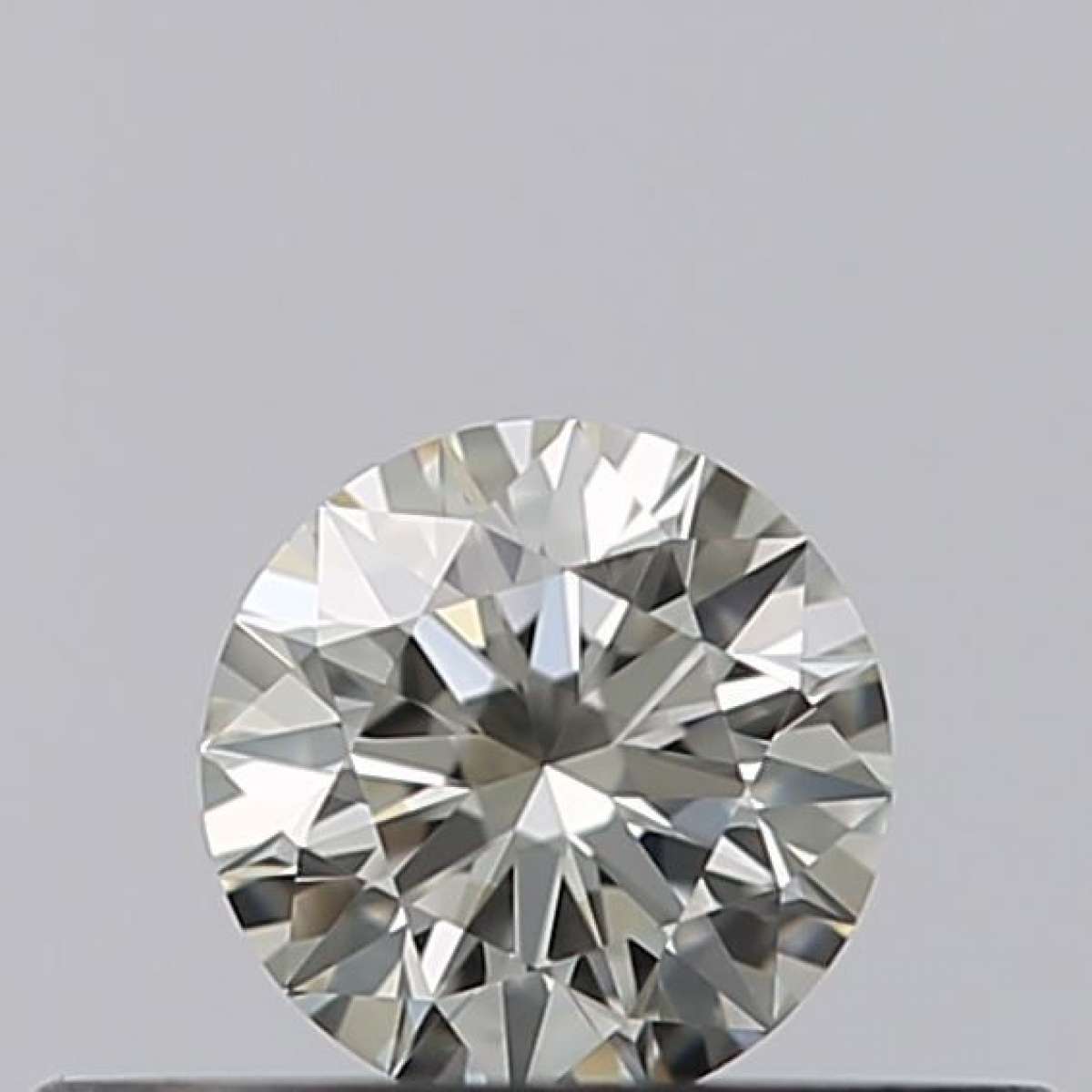 Diamante Certificato GIA Carati 0.18 Colore H Purezza VVS1  EX  EX  EX Fluorescenza NON Brown No Milky No EyeClean 100%