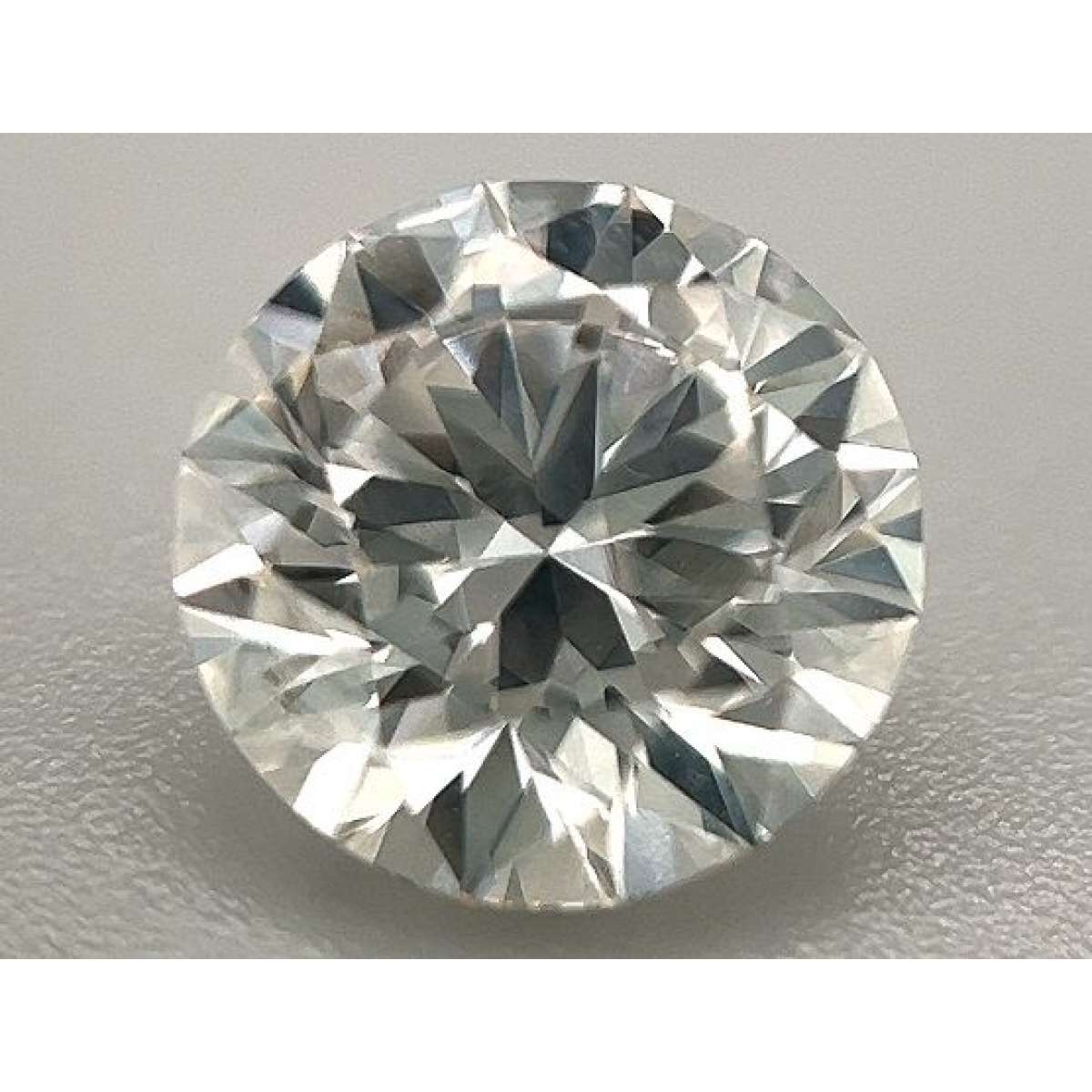 Diamante Certificato GIA Carati 1.53 Colore H Purezza VVS2 EX EX EX Fluorescenza FNT Brown No Green No Milky No EyeClean 100% Diamante Certificato GIA Carati 1.53 Colore H Purezza VVS2 EX EX EX Fluorescenza FNT Brown No Green No Milky No EyeClean 100%