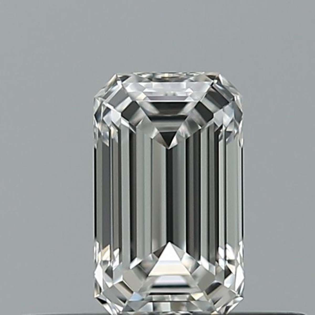 Certified Diamond GIA Carats 0.32 Color E Clarity IF - EX VG Fluorescence NON Brown No Green No Milky No EyeClean 100% Certified Diamond GIA Carats 0.32 Color E Clarity IF - EX VG Fluorescence NON Brown No Green No Milky No EyeClean 100%