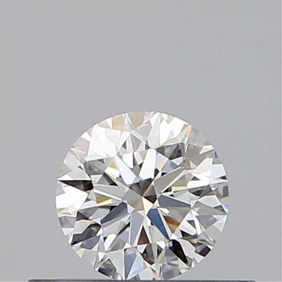 Certified Diamond GIA Carats 0.32 Color F Clarity VS1 EX VG EX Fluorescence NON Brown No Green No Milky No EyeClean 100% Certified Diamond GIA Carats 0.32 Color F Clarity VS1 EX VG EX Fluorescence NON Brown No Green No Milky No EyeClean 100%