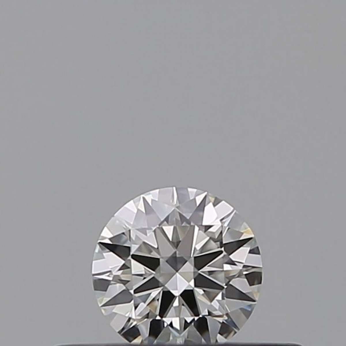 Certified Diamond GIA Carats 0.18 Color G Clarity VVS2  EX  EX  EX Fluorescence NON Brown No Milky No EyeClean 100% Certified Diamond GIA Carats 0.18 Color G Clarity VVS2  EX  EX  EX Fluorescence NON Brown No Milky No EyeClean 100%